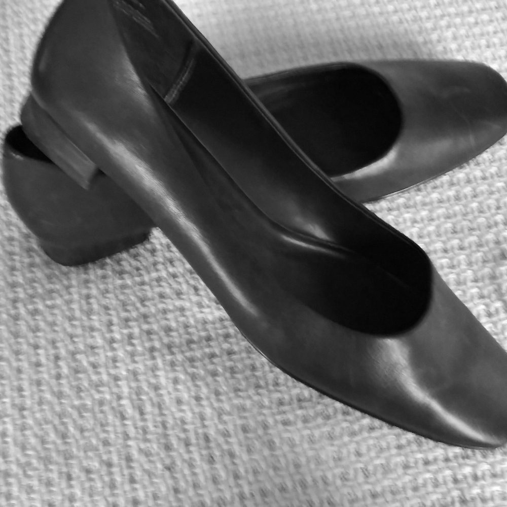 Chadwick's Leather Flat Brown Dress Shoes